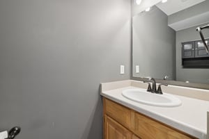 Ashton Dr-0306-024.jpg