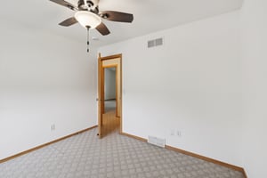 Ashton Dr-0306-027.jpg