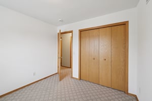 Ashton Dr-0306-031.jpg