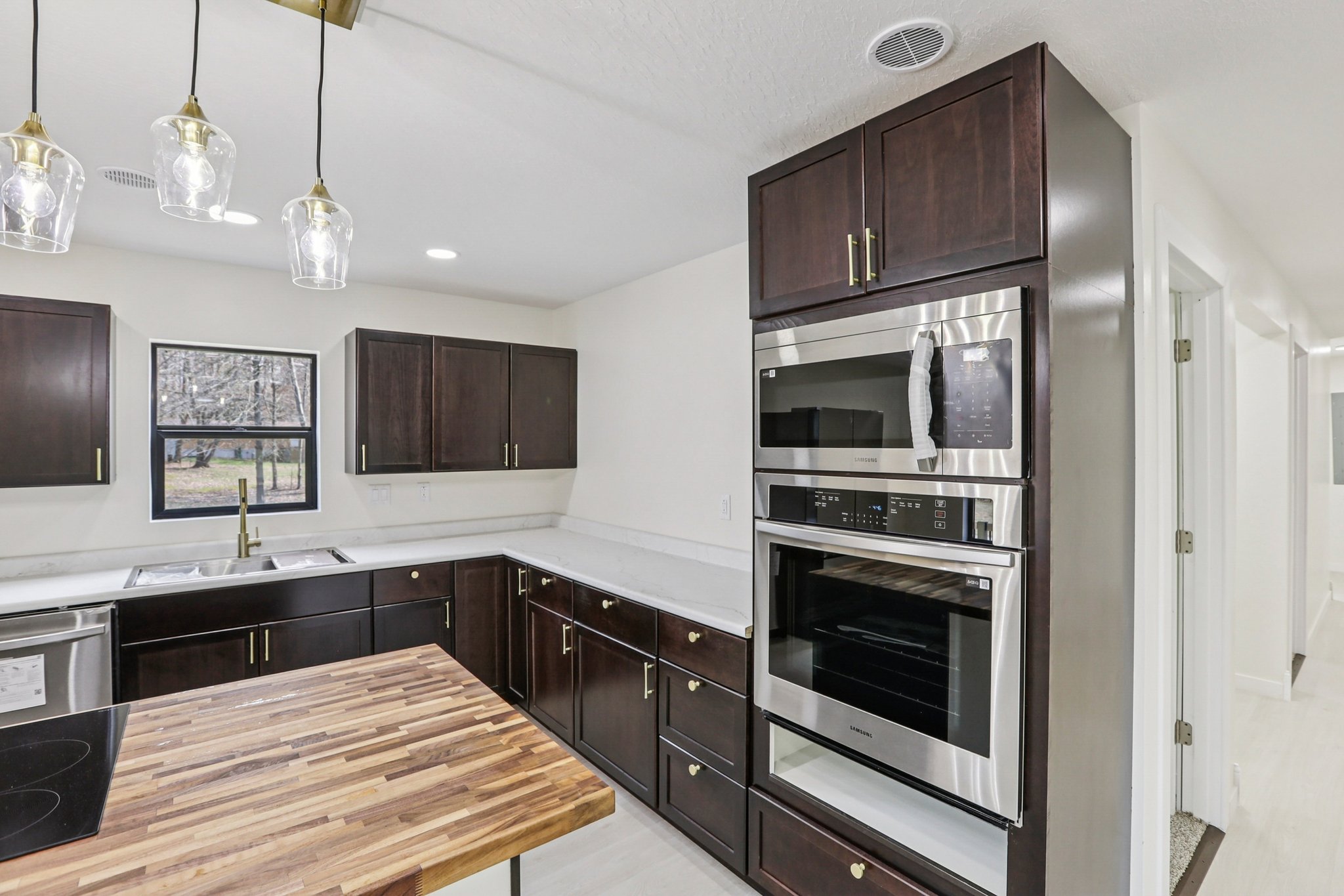 Beech Rd-S1103-014.jpg