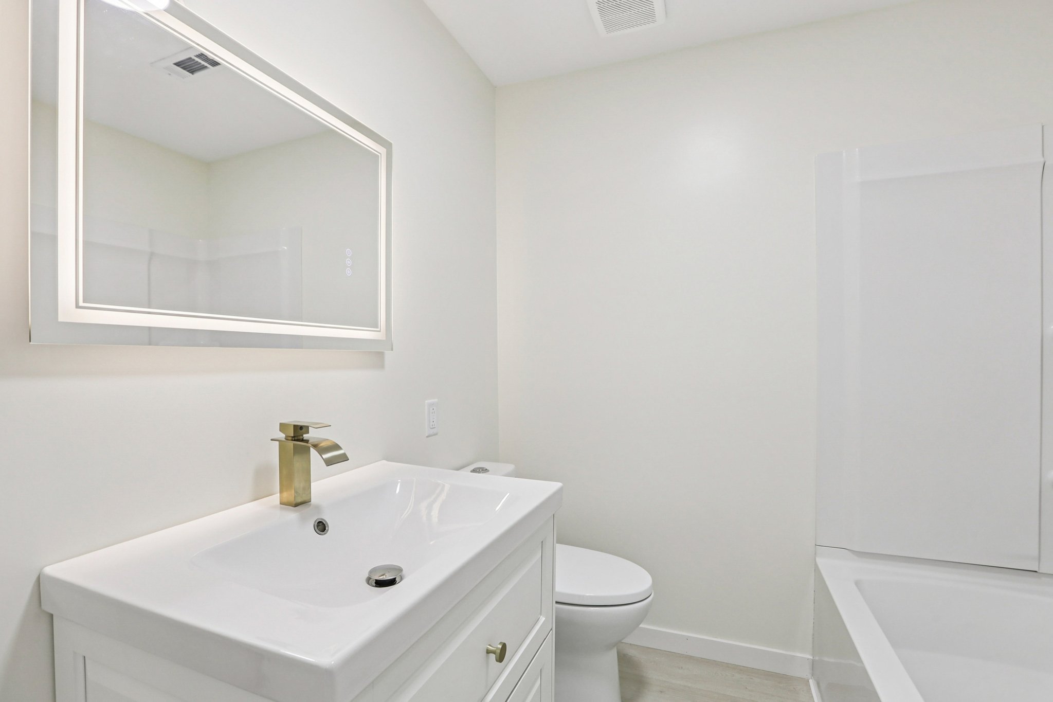 Beech Rd-S1103-031.jpg