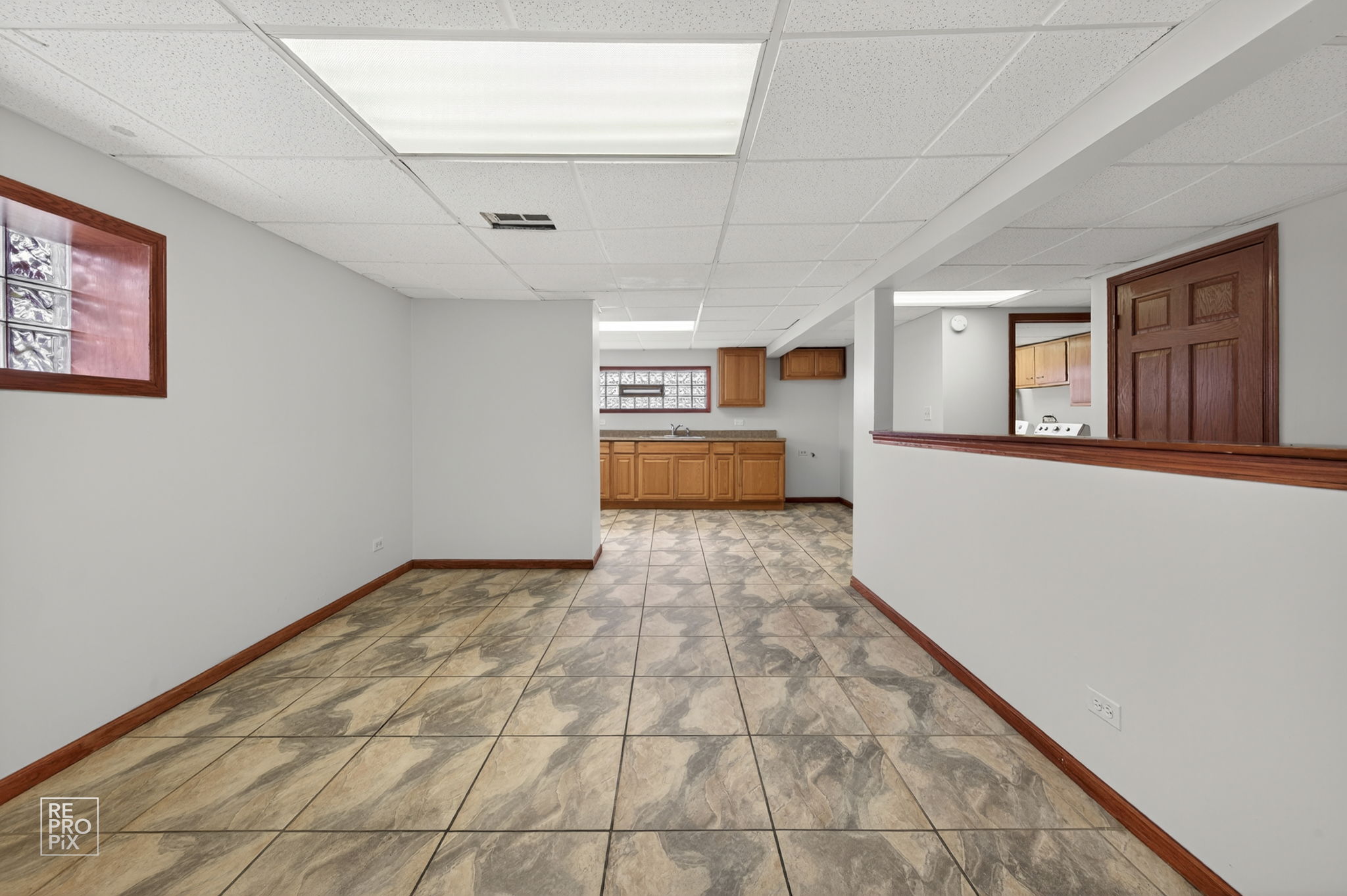  502 E Memorial Rd, Bensenville, IL 60106_015