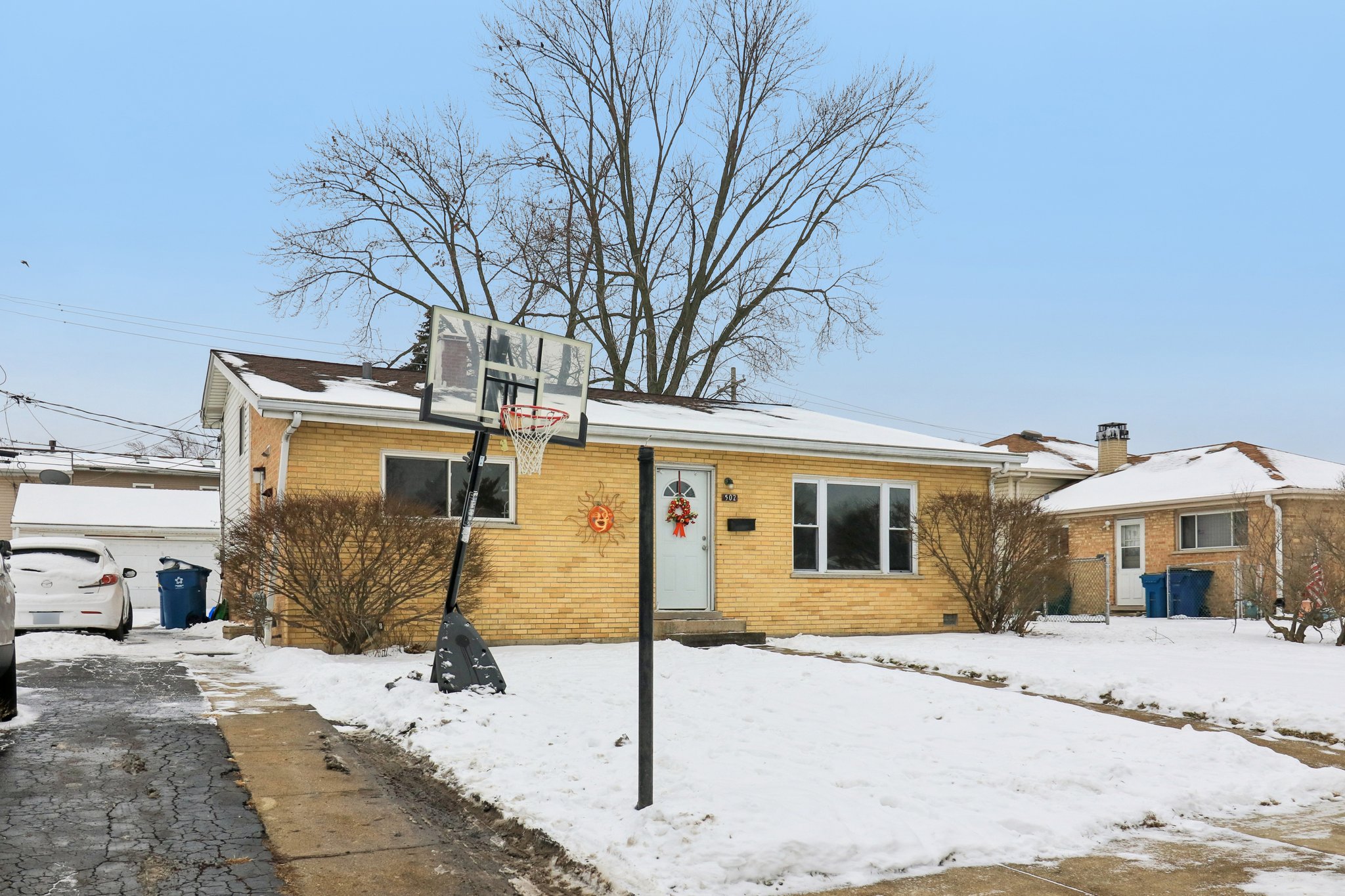 E Washington St-S0302-003.jpg