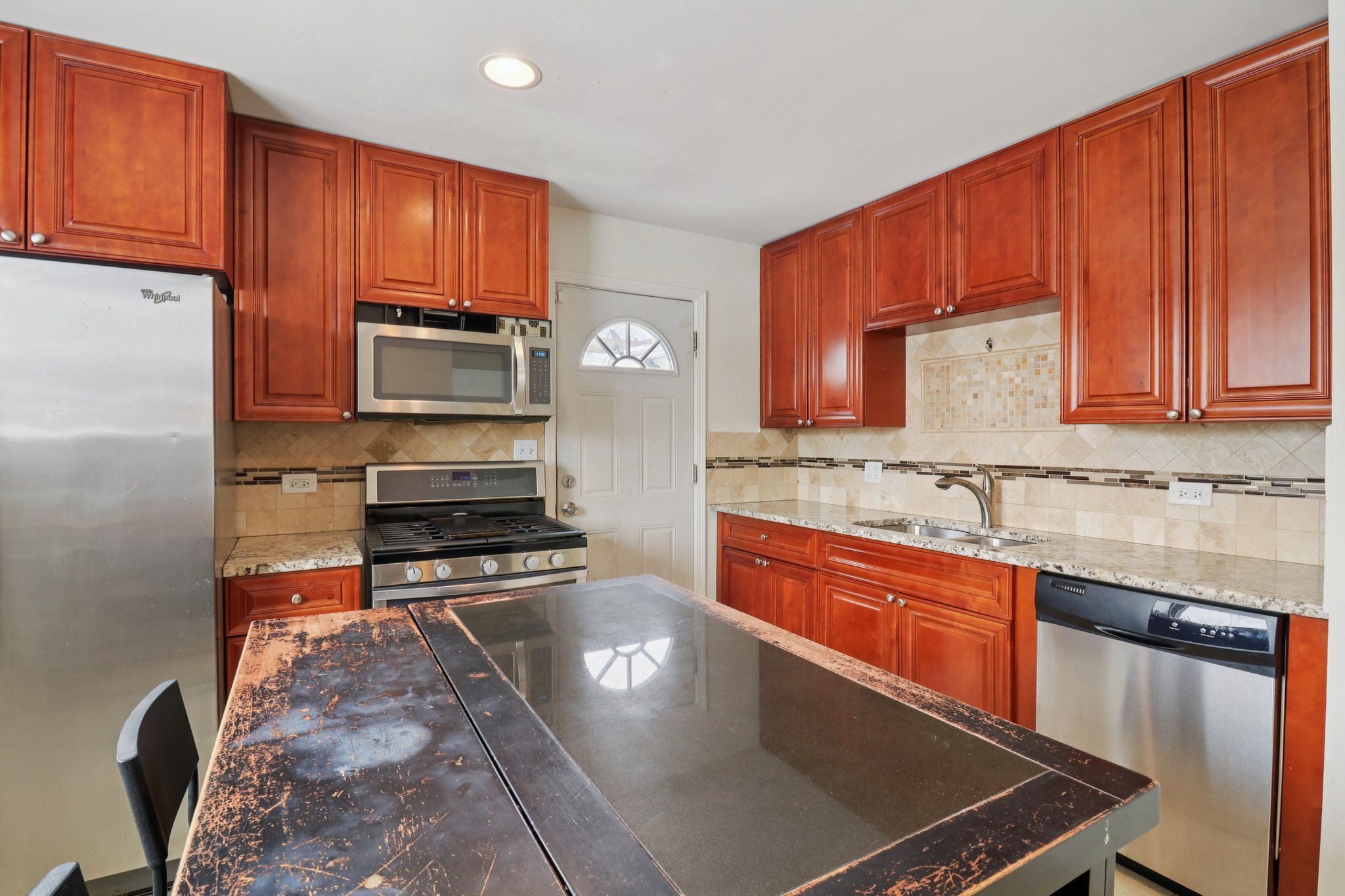 E Washington St-S0302-012.jpg