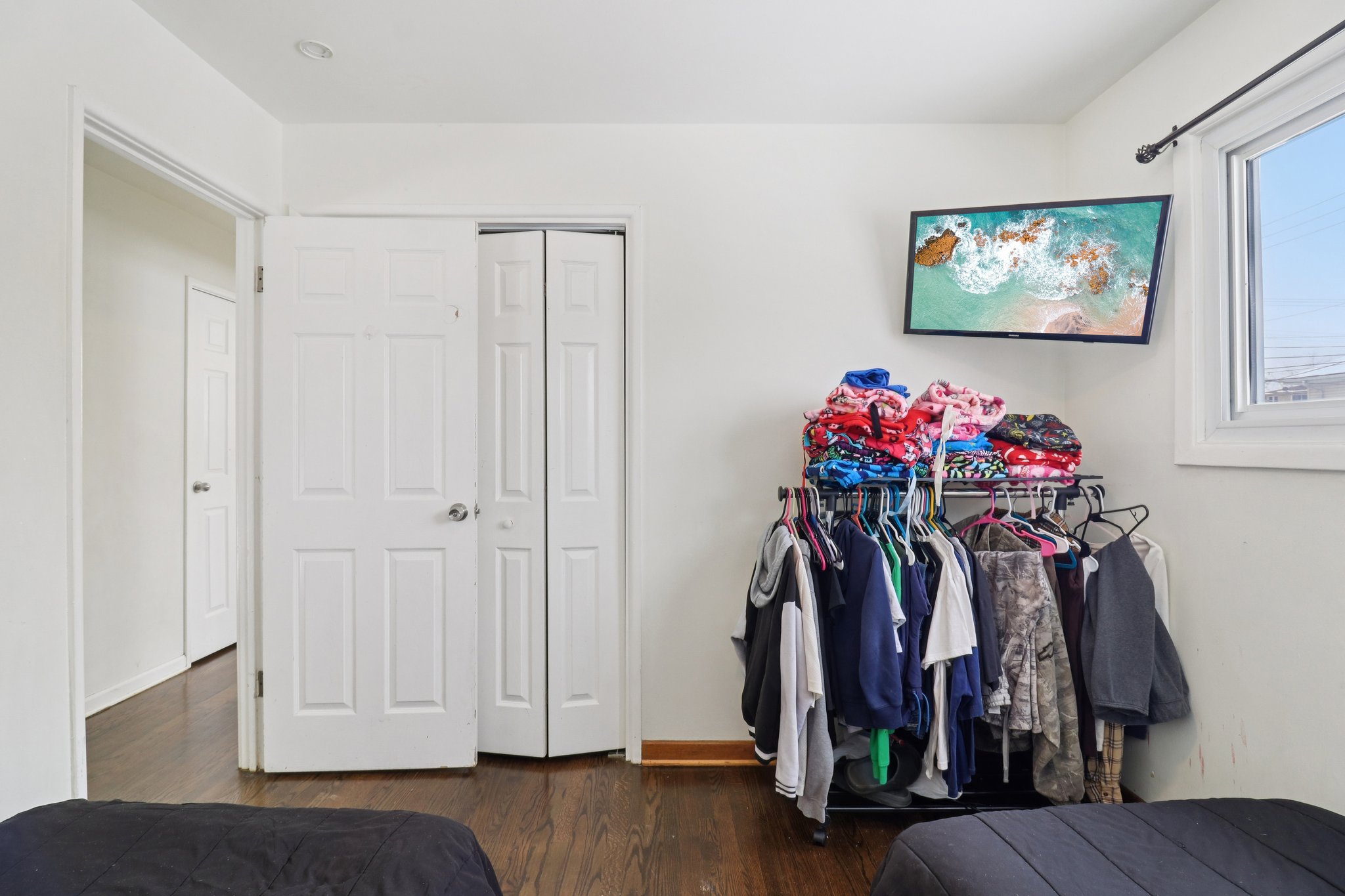 E Washington St-S0302-018.jpg