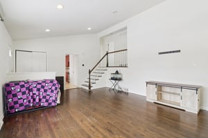 E Washington St-S0302-008.jpg