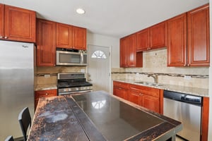 E Washington St-S0302-012.jpg