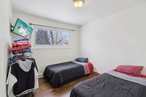 E Washington St-S0302-017.jpg