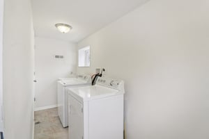 E Washington St-S0302-024.jpg