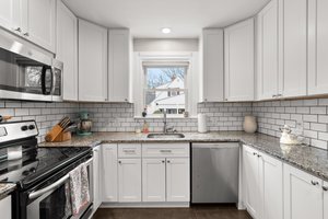 17. 502 Pasadena Rd.jpg