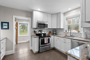 13. 502 Pasadena Rd.jpg