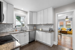 14. 502 Pasadena Rd.jpg