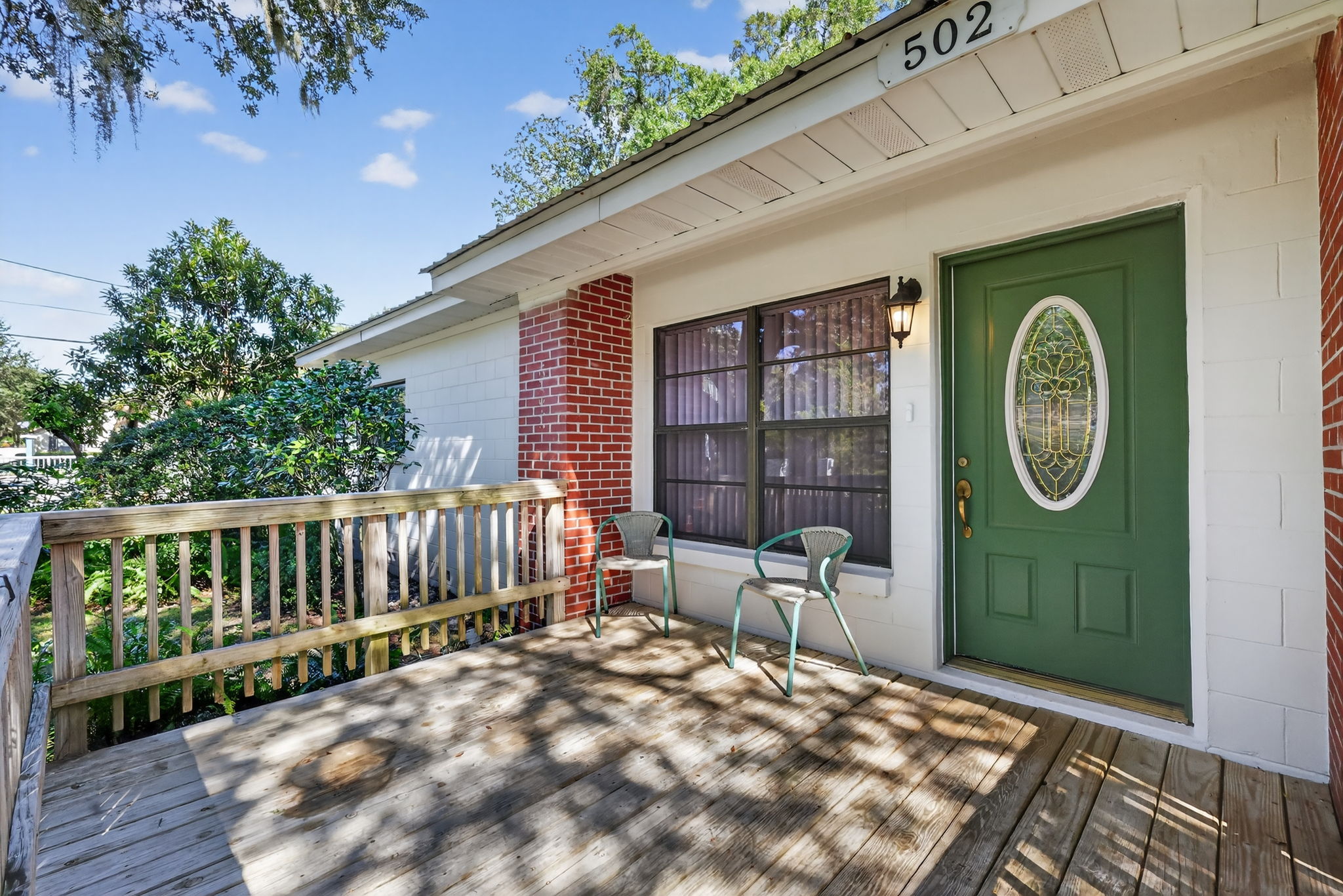Front Deck and Entry