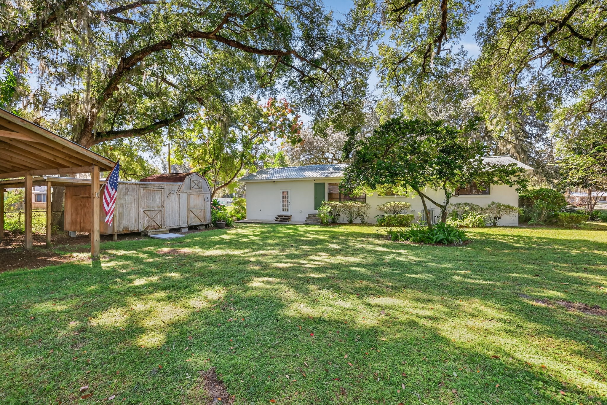 Spacious Fully Fenced Rear Yard