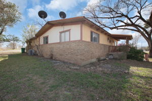  Photo 40