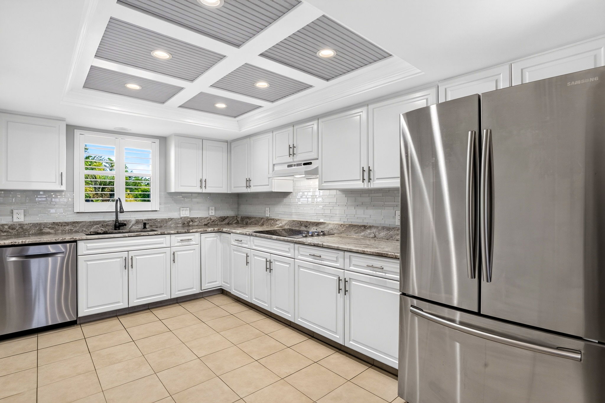 Kitchen 1 of 4