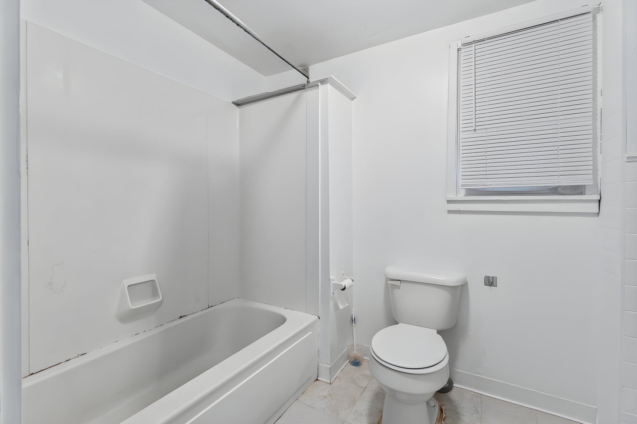 1st floor apart bathroom