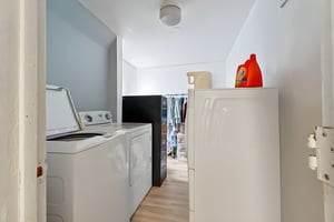 1st floor apartment laundry room