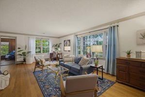 502 W Hunter St-8