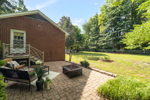 502 W Hunter St-37