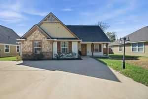  Photo 0