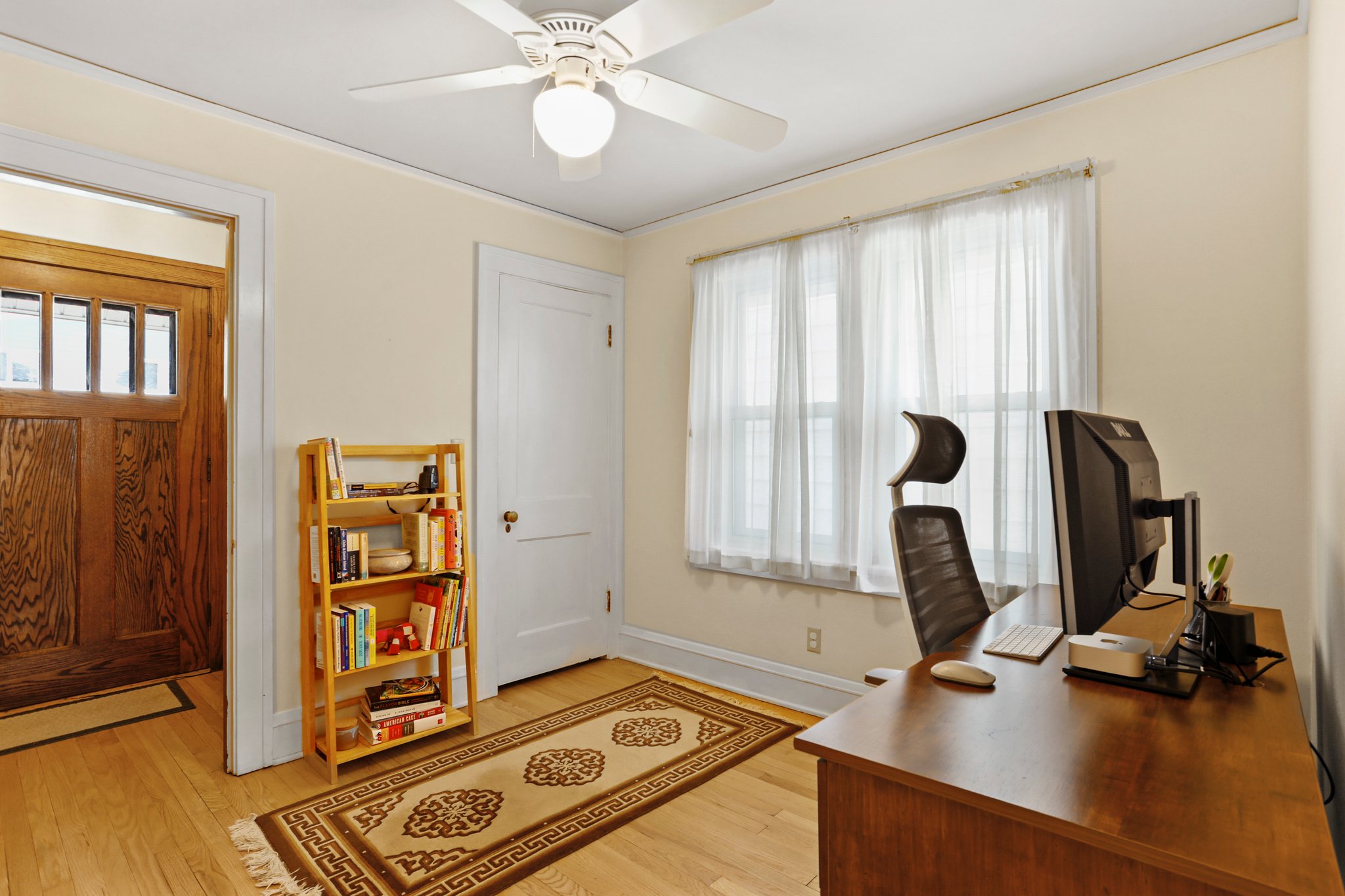 Photo 12
