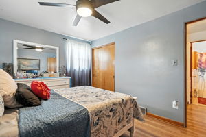  Photo 23