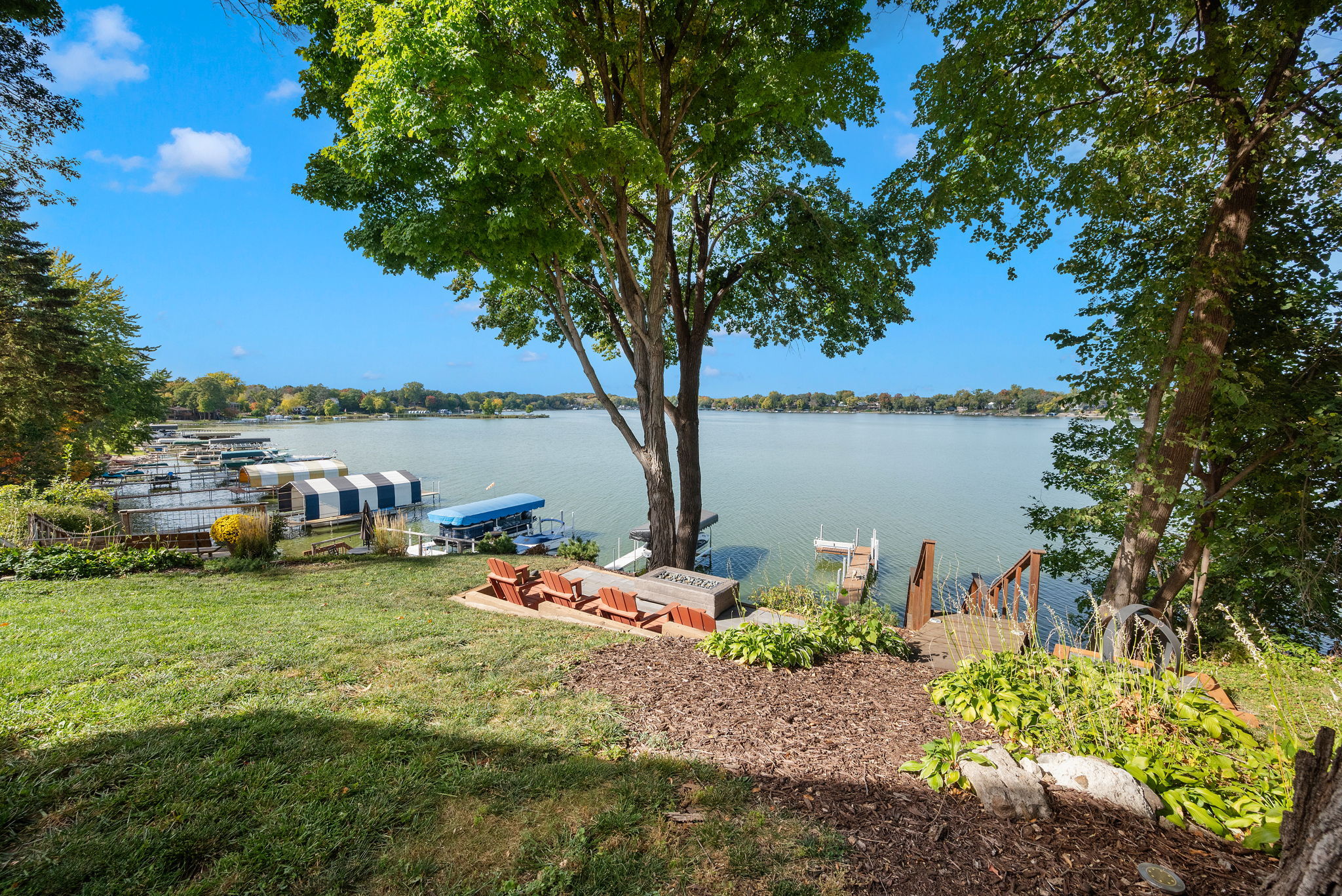 Gorgeous Views Lake Minnetonka