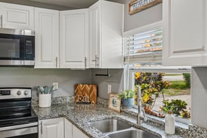 20th St Ct E-S2207-017.jpg