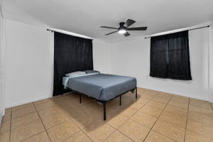 Primary Bedroom1a