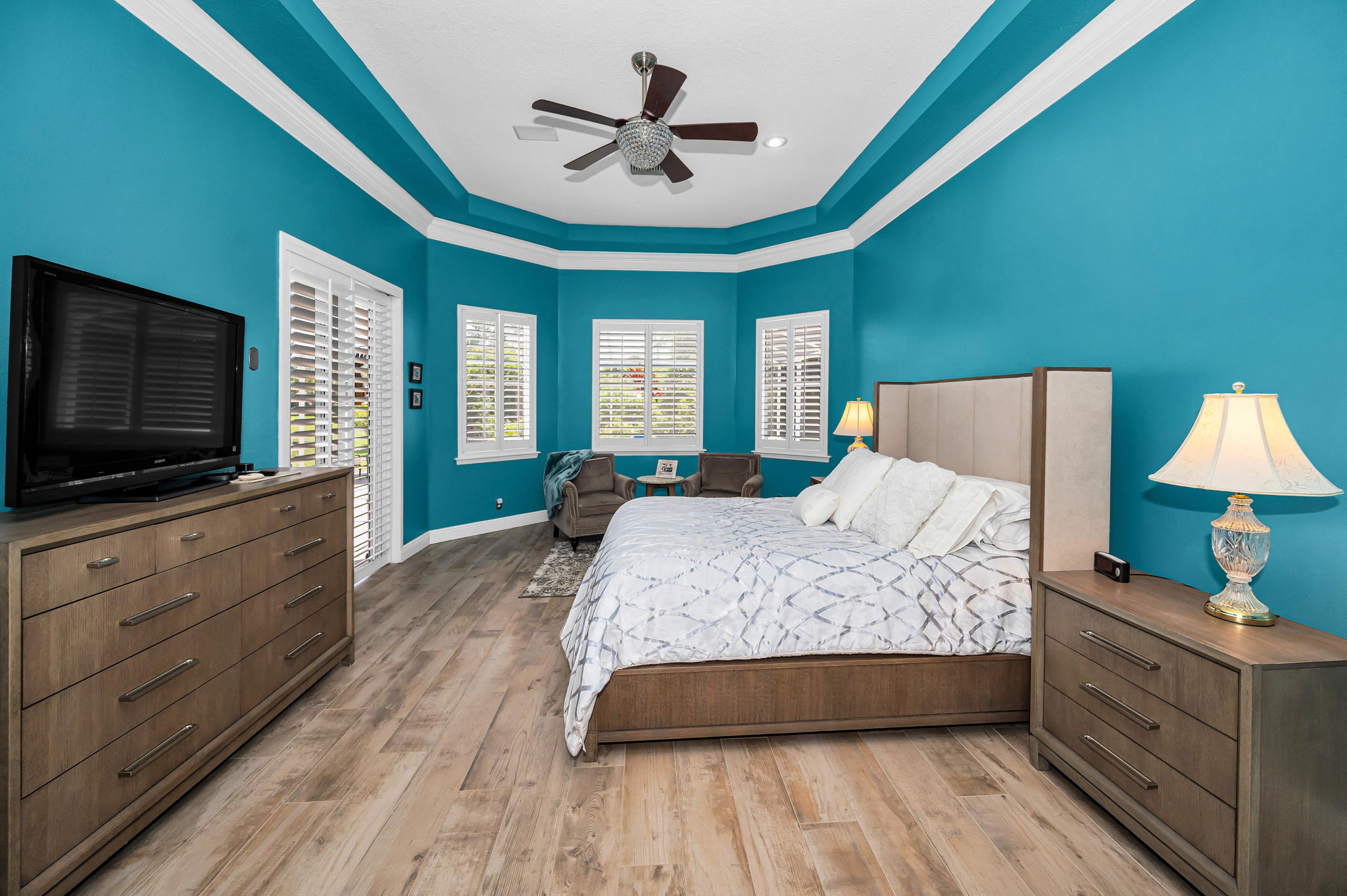 Primary Bedroom1b