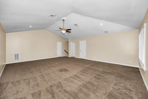 Upper Level Bonus Room1c