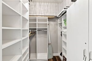 Interiors (23)