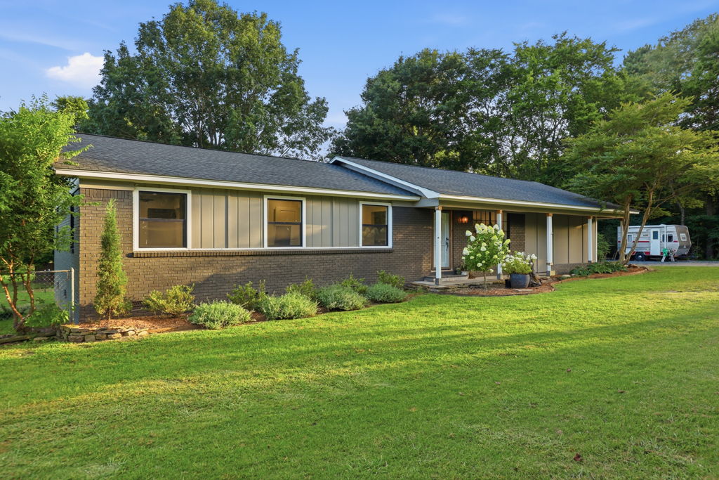 Residential real estate media in Little Rock, Arkansas by Avery & Bryant