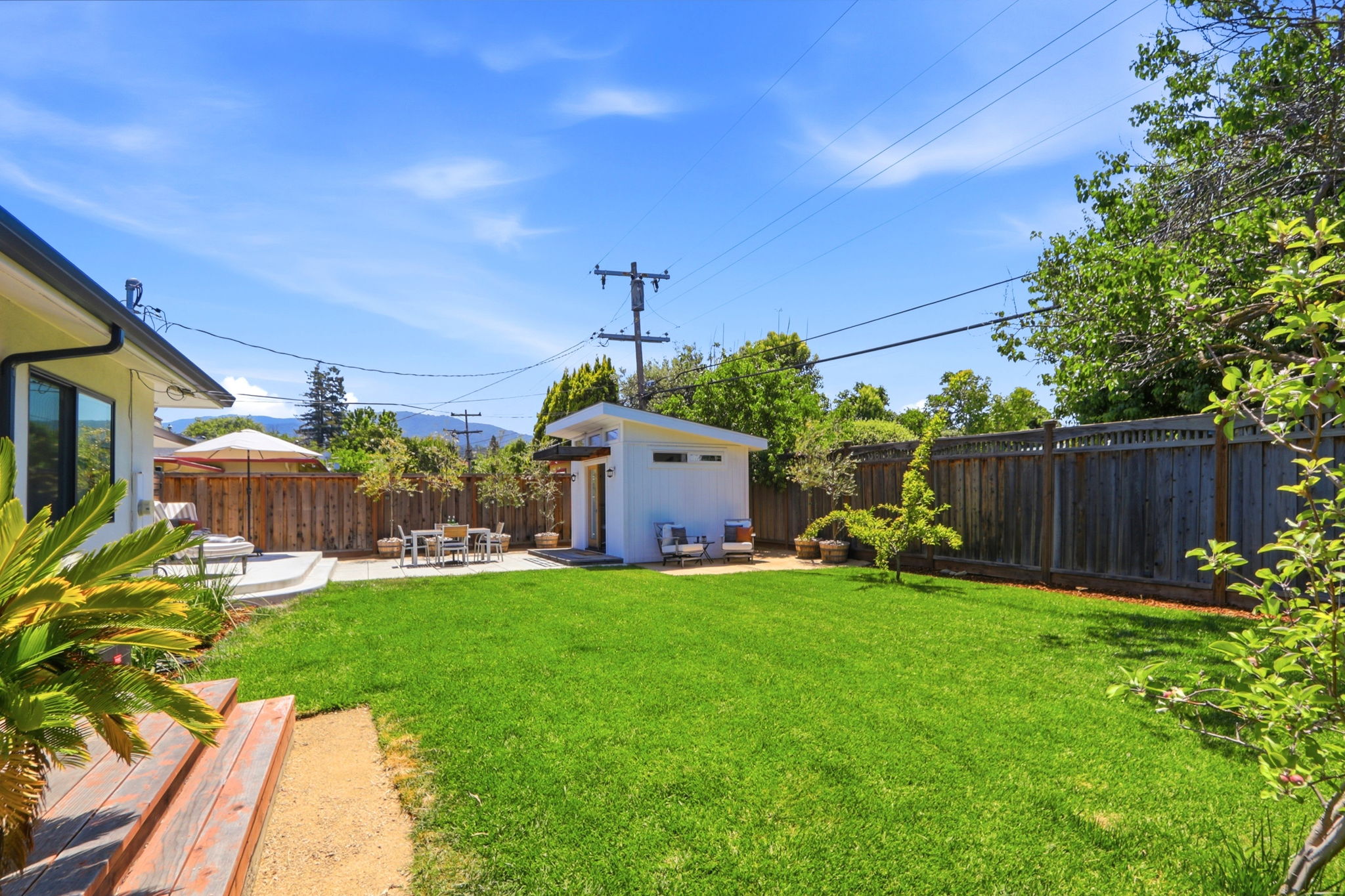 052_F8_5027 Brewster Ave