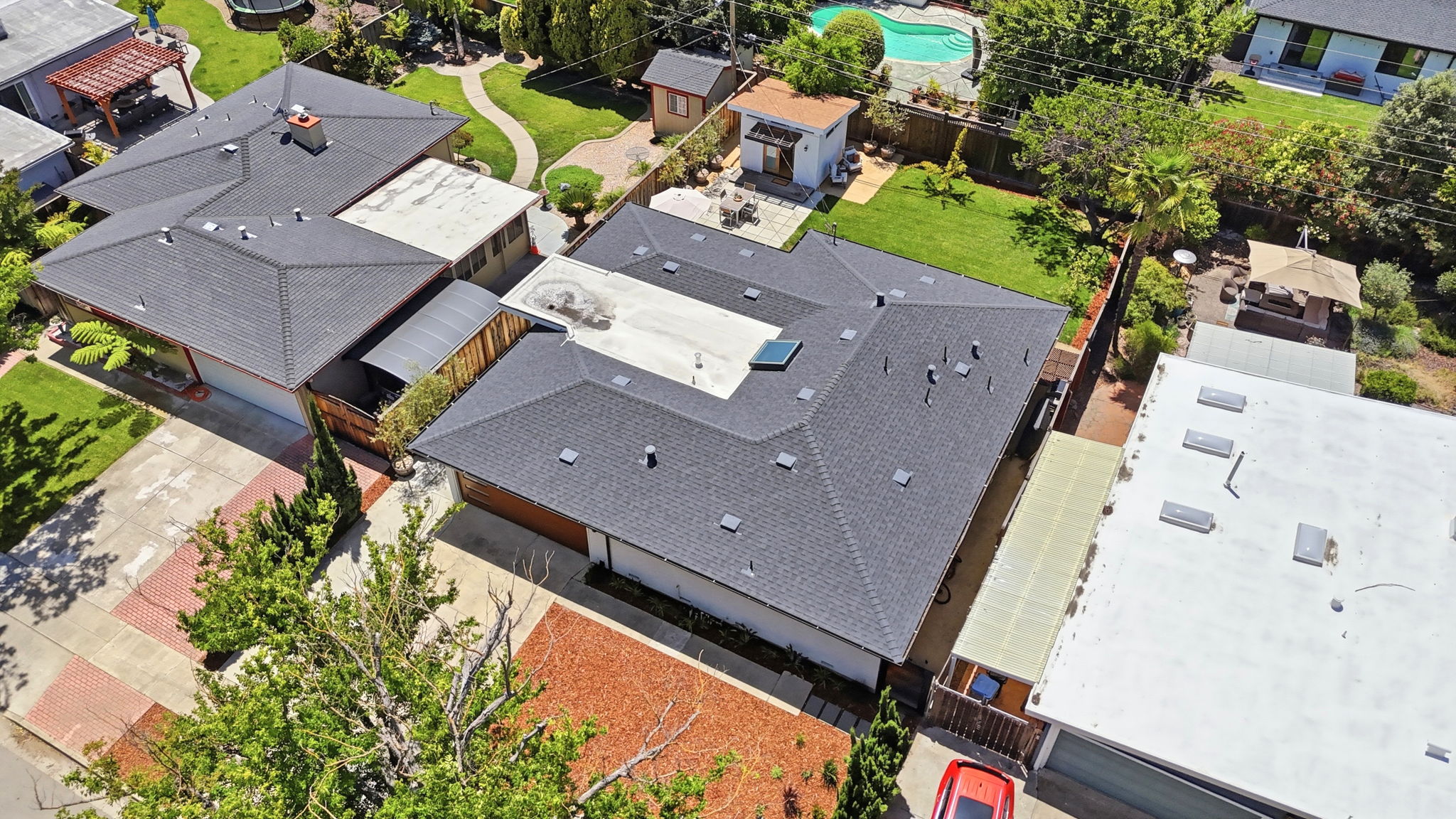 005_F8_AERIAL_5027 Brewster Ave