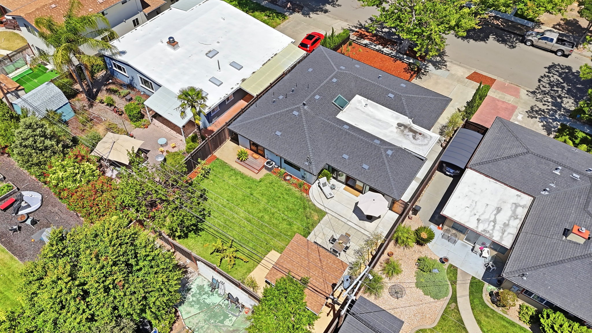 008_F8_AERIAL_5027 Brewster Ave