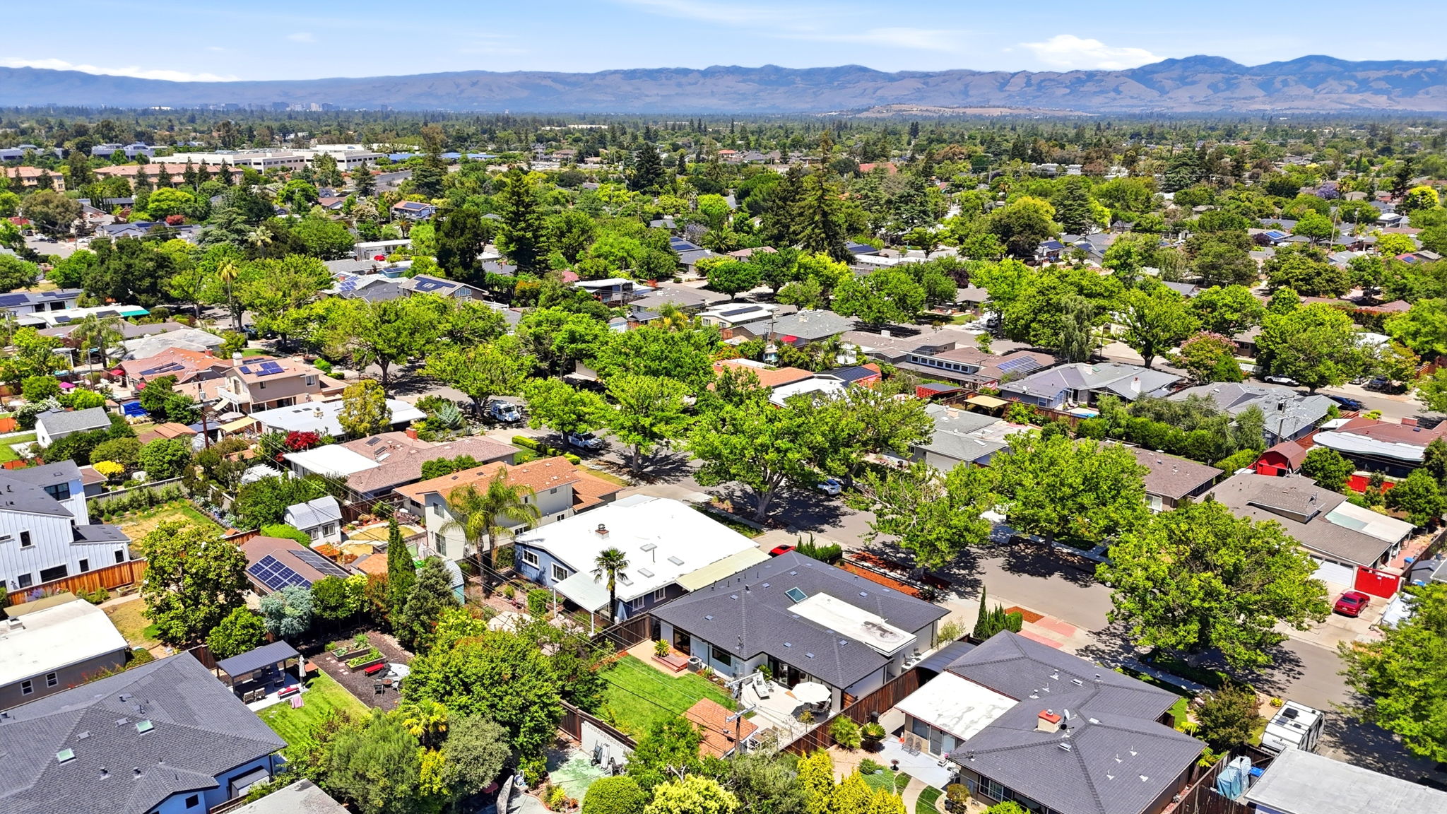 013_F8_AERIAL_5027 Brewster Ave