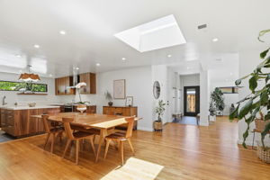 024_F8_5027 Brewster Ave