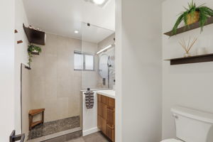 036_F8_5027 Brewster Ave