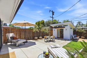 039_F8_5027 Brewster Ave