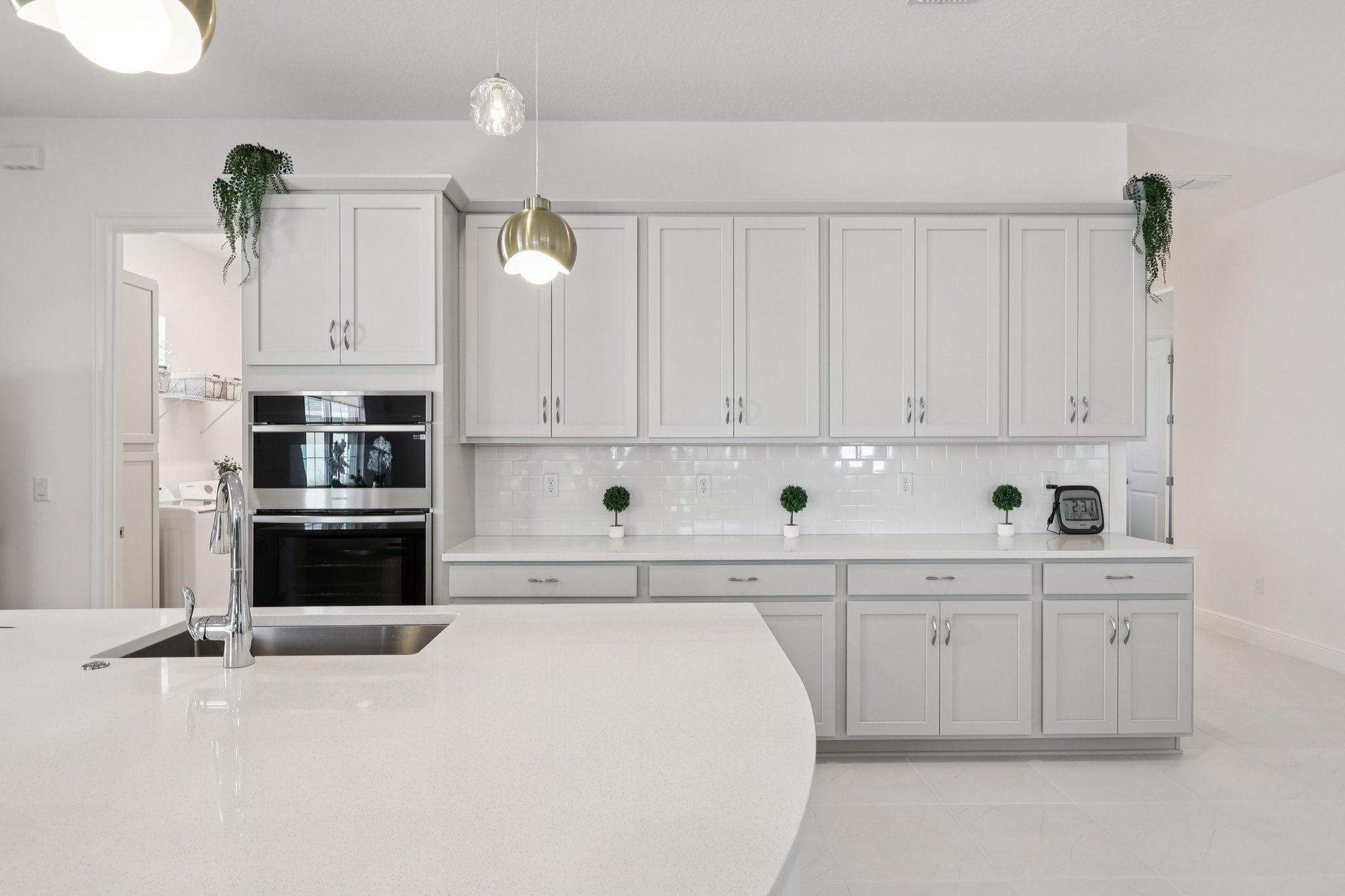 Dancy Ln-S2311-021.jpg