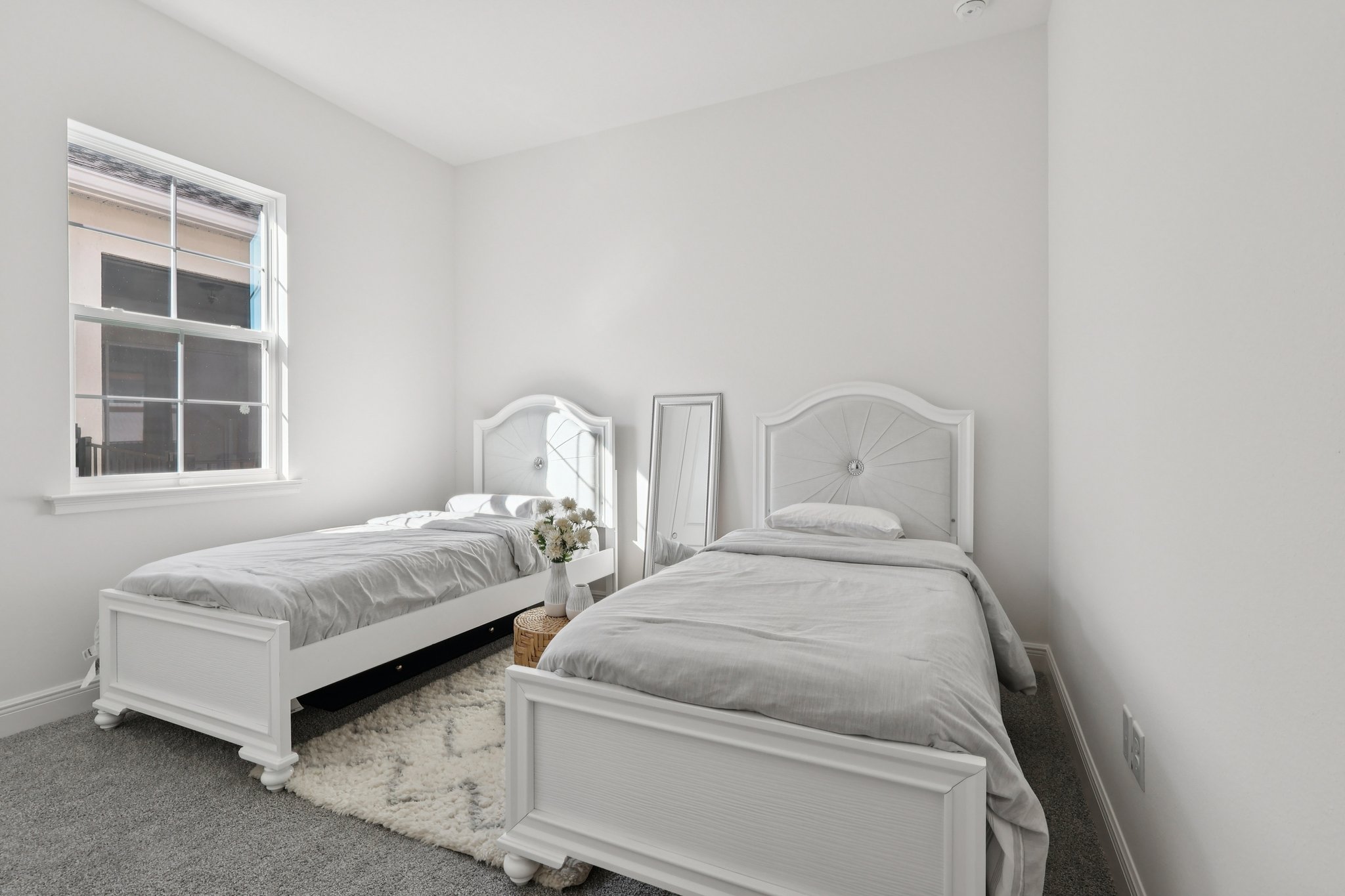 Dancy Ln-S2311-027.jpg