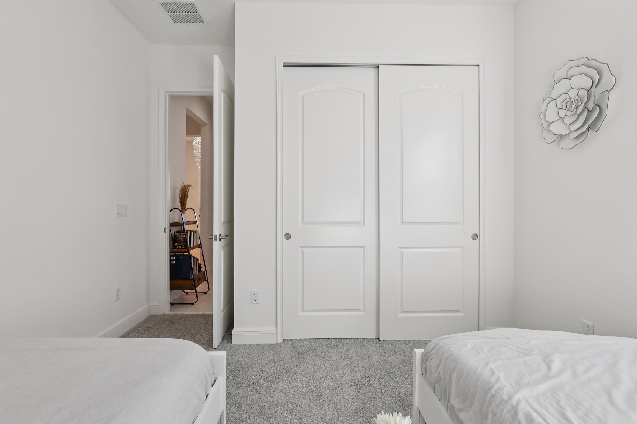 Dancy Ln-S2311-028.jpg