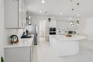 Dancy Ln-S2311-014.jpg