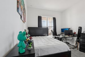 Dancy Ln-S2311-024.jpg