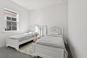 Dancy Ln-S2311-027.jpg