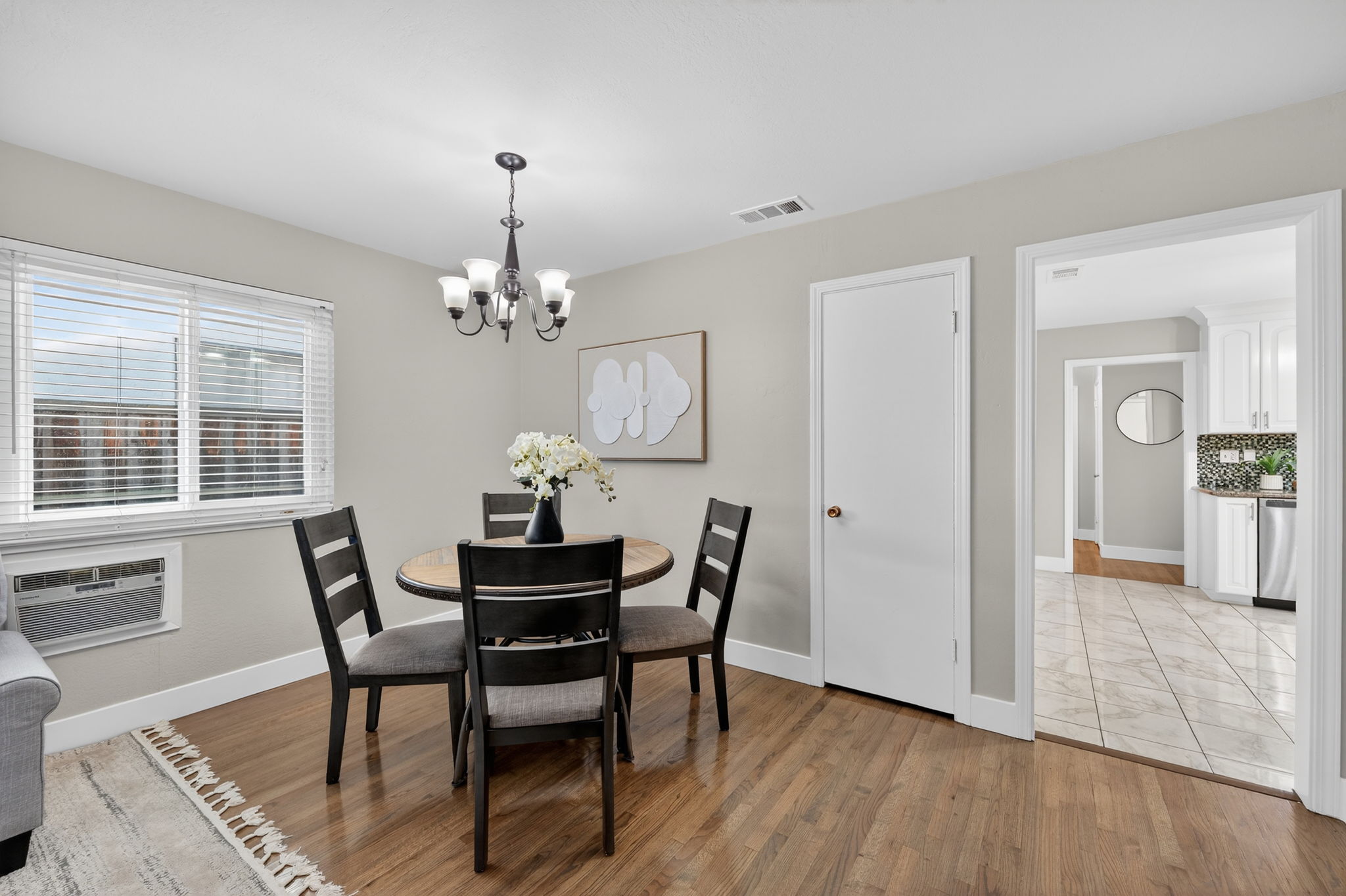 5029 Dining Room