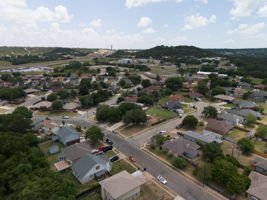  Photo 0