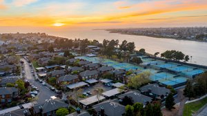 Beautiful Shoreline Sunsets